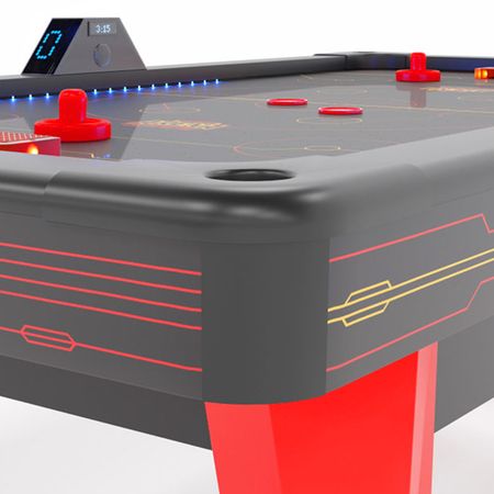 Nahaufnahme eines Airhockeytisches.