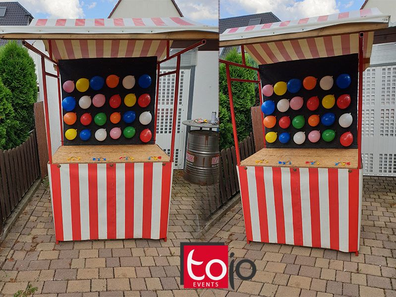 Pfeilwurfstand mit Luftballons